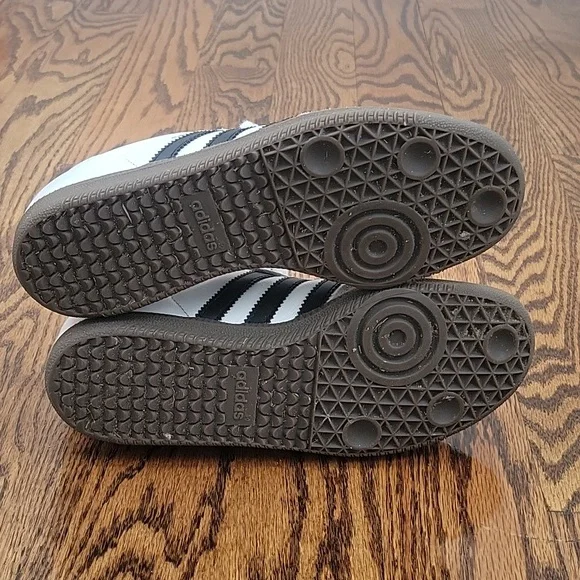 Adidas Sambas Size 5 - Picture 6 of 6